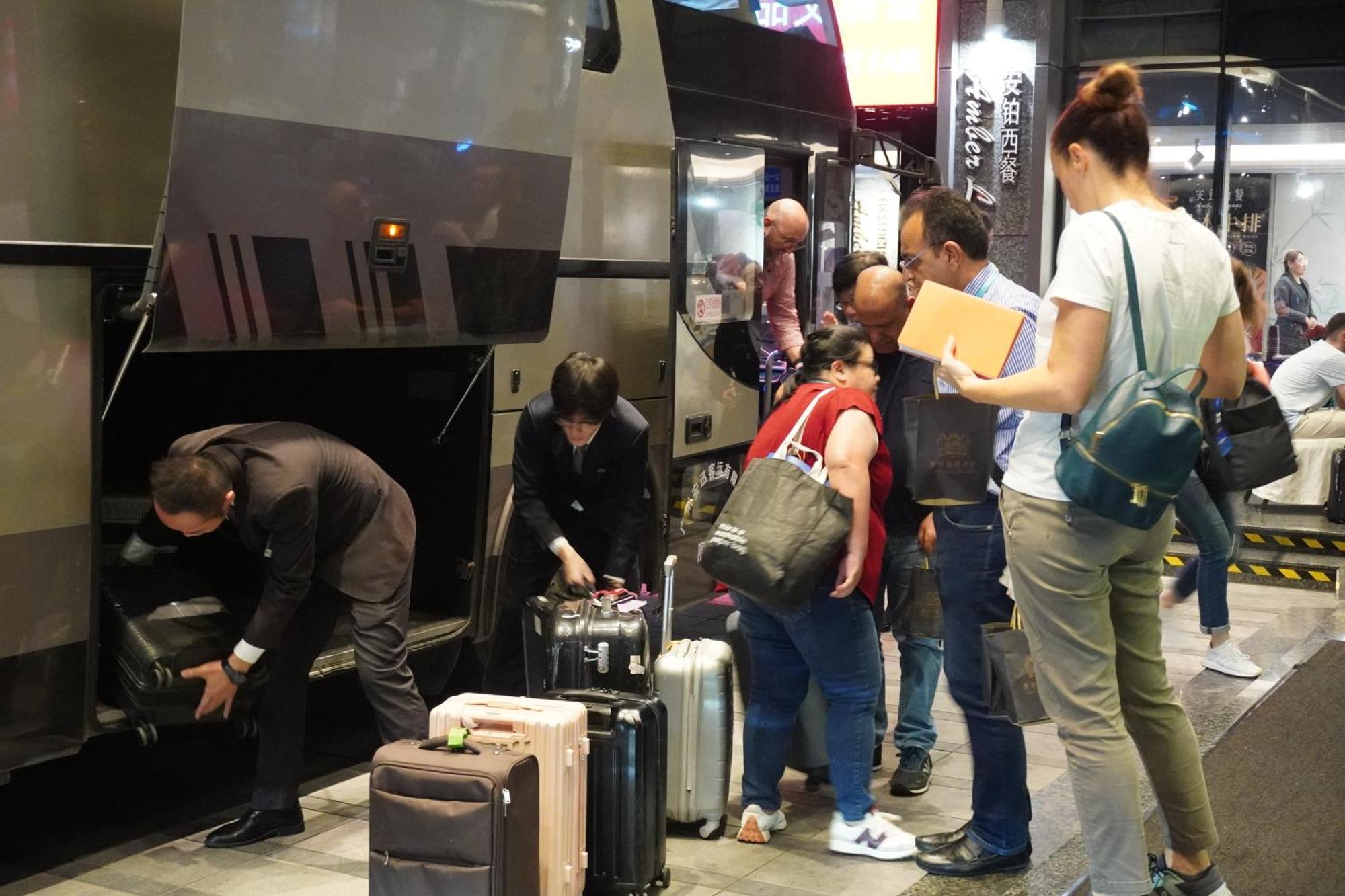โรงแรมลา แปร์ล อินเตอร์เนชั่นแนล กวางโจว ภายนอก รูปภาพ